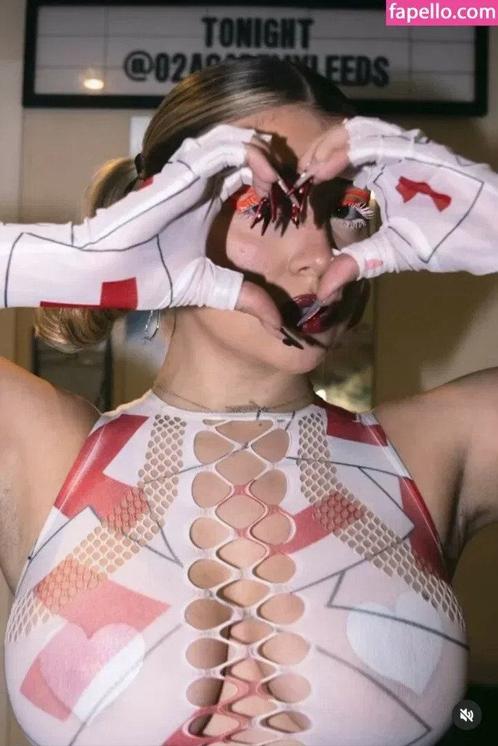 Caity Baser Onlyfans Photo Gallery 