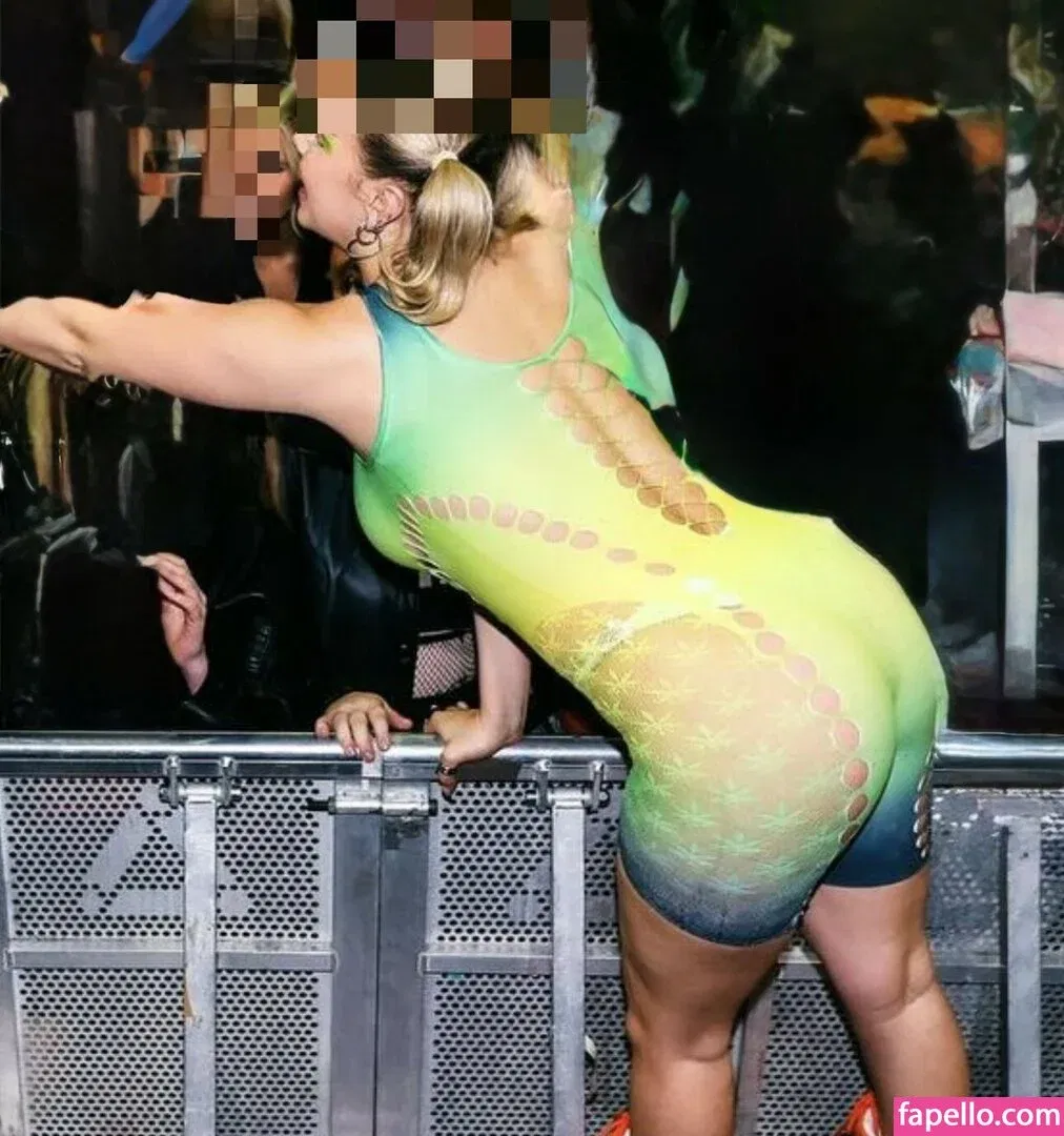 Caity Baser Onlyfans Photo Gallery 