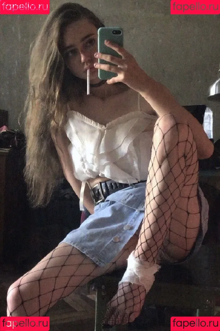 Lolibayli - Amanitalis - Alesya Bobreshova Onlyfans Photo Gallery 