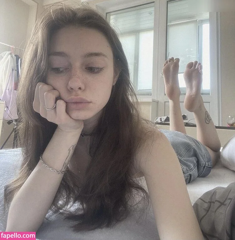 Lolibayli - Amanitalis - Alesya Bobreshova Onlyfans Photo Gallery 