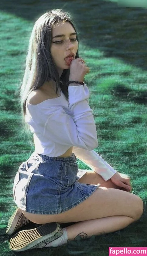 Lolibayli - Amanitalis - Alesya Bobreshova Onlyfans Photo Gallery 