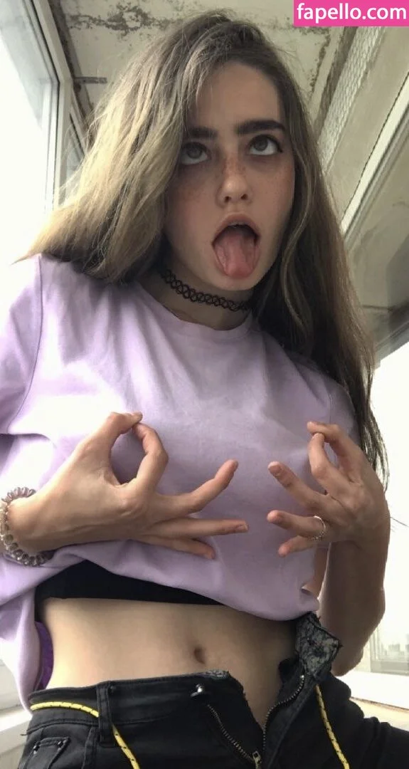 Lolibayli - Amanitalis - Alesya Bobreshova Onlyfans Photo Gallery 