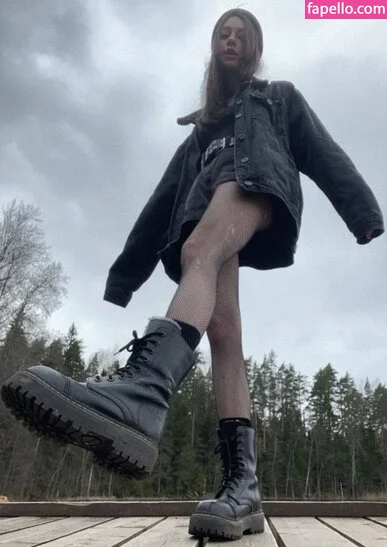 Lolibayli - Amanitalis - Alesya Bobreshova Onlyfans Photo Gallery 