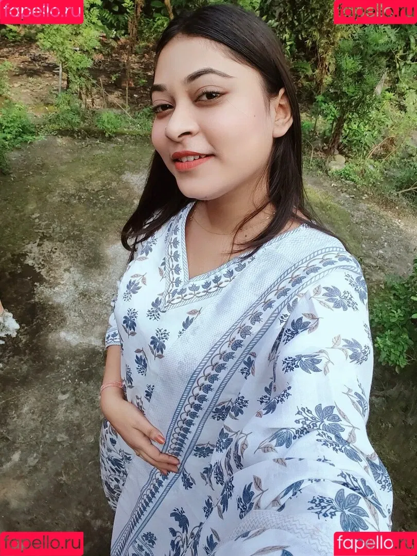 Reya Ghosh Onlyfans Photo Gallery 
