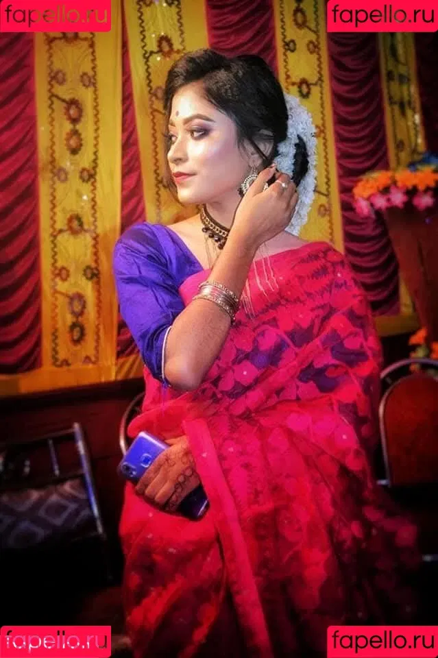 Reya Ghosh Onlyfans Photo Gallery 