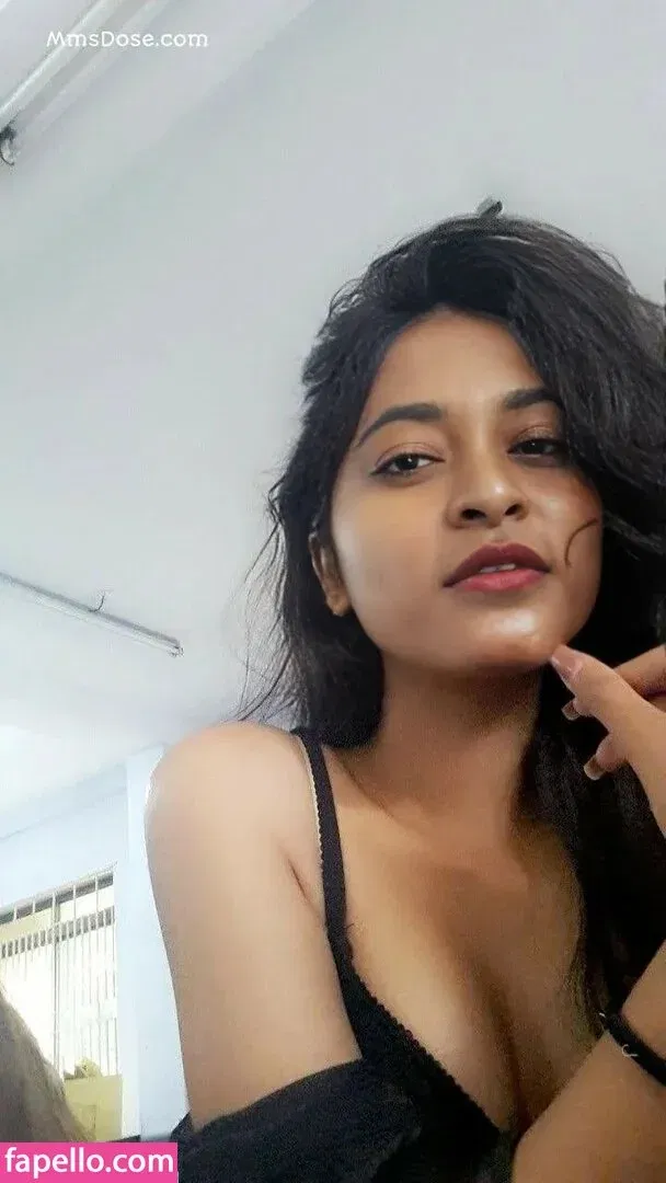 Reya Ghosh Onlyfans Photo Gallery 