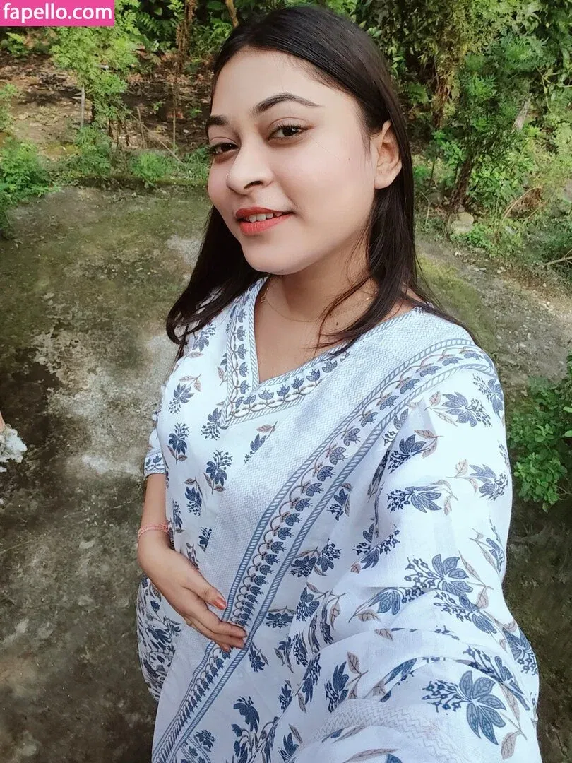 Reya Ghosh Onlyfans Photo Gallery 