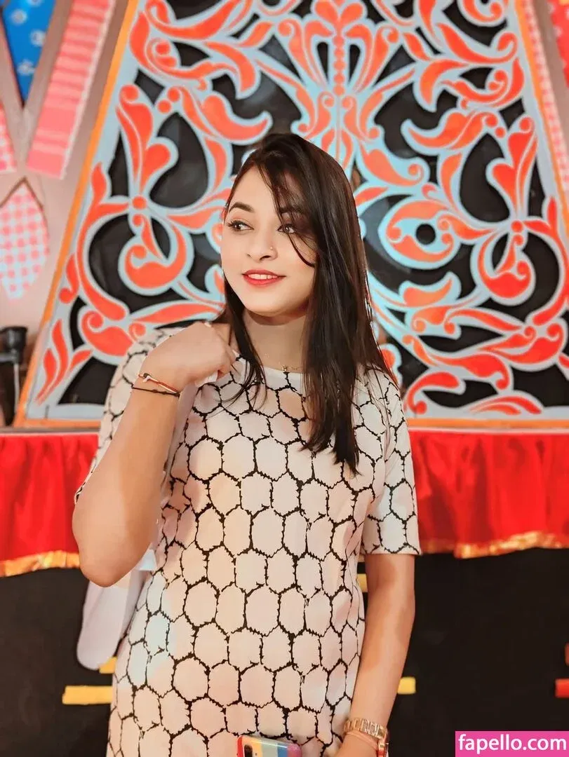 Reya Ghosh Onlyfans Photo Gallery 