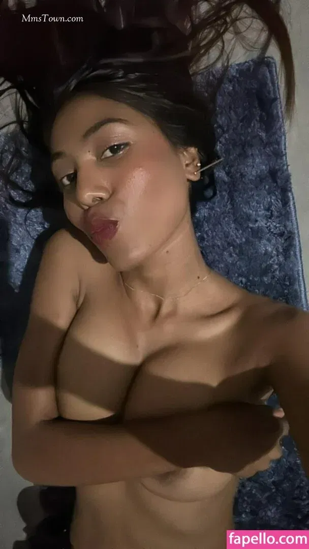 Reya Ghosh Onlyfans Photo Gallery 