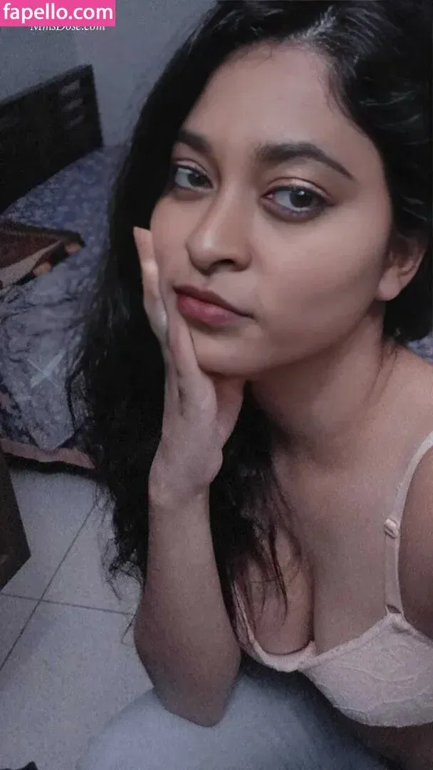 Reya Ghosh Onlyfans Photo Gallery 