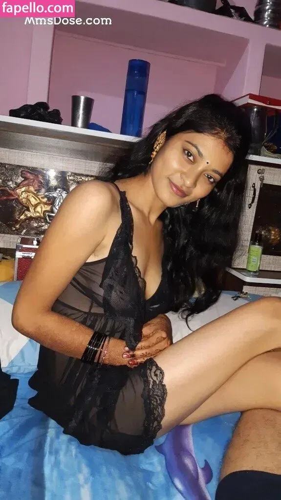 Reya Ghosh Onlyfans Photo Gallery 