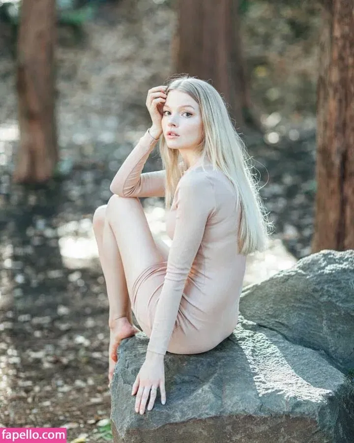 Lili Johansson Onlyfans Photo Gallery 