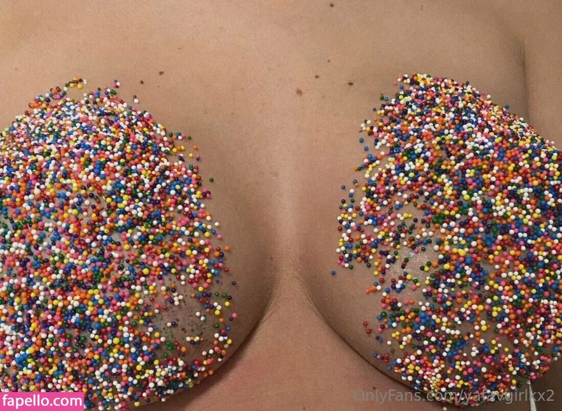 yafavgirlkx2 Onlyfans Photo Gallery 