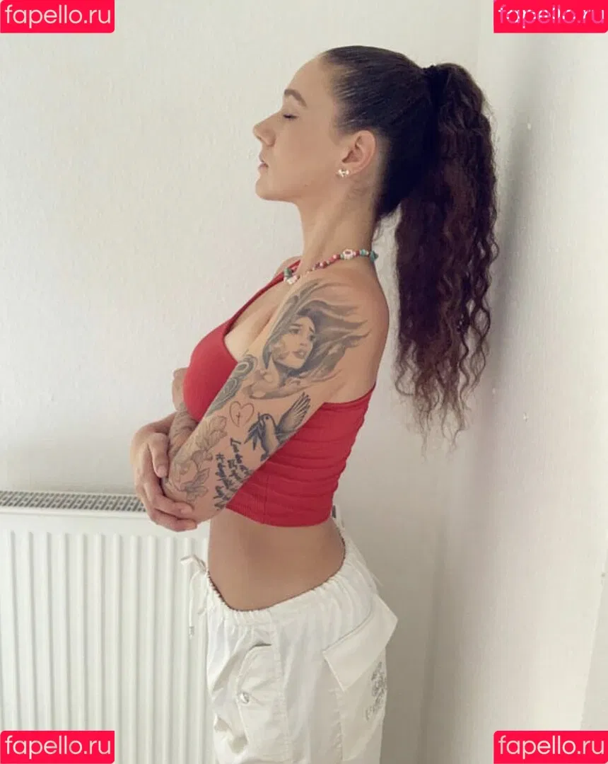 Natigrebe Onlyfans Photo Gallery 