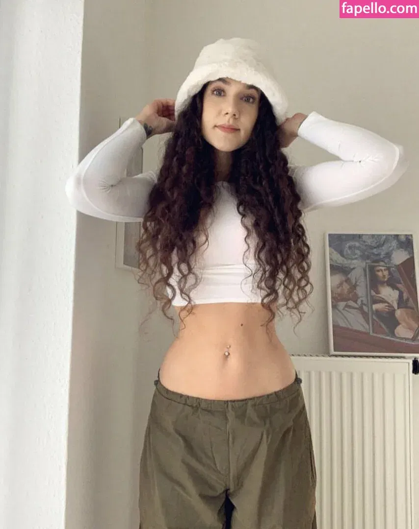 Natigrebe Onlyfans Photo Gallery 