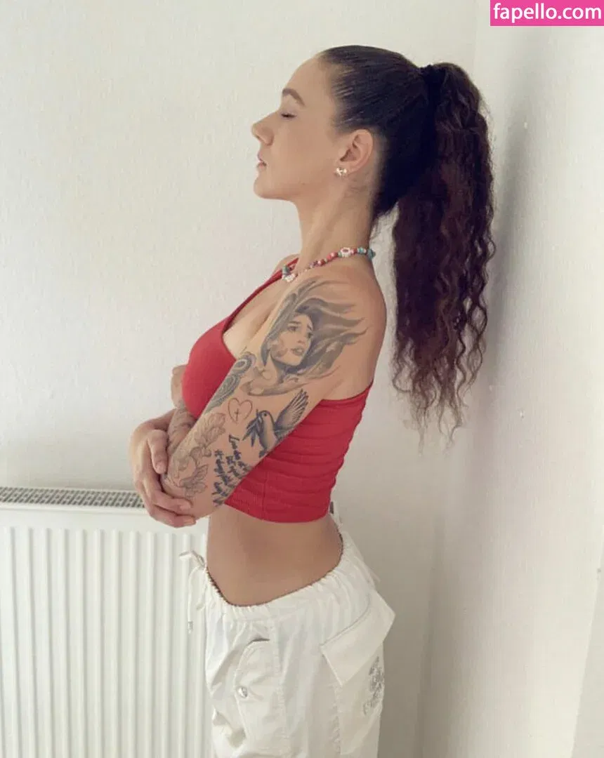 Natigrebe Onlyfans Photo Gallery 