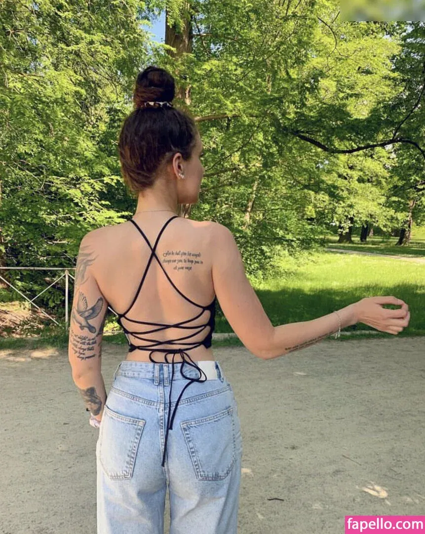 Natigrebe Onlyfans Photo Gallery 