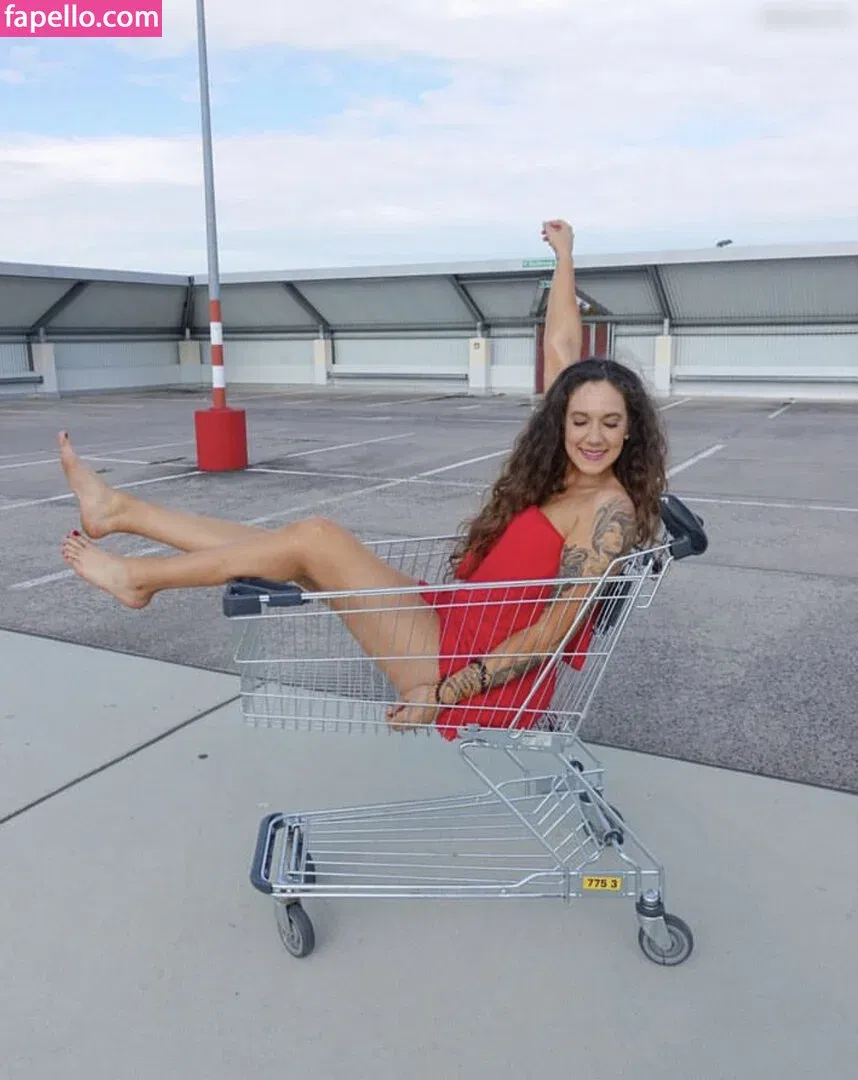 Natigrebe Onlyfans Photo Gallery 