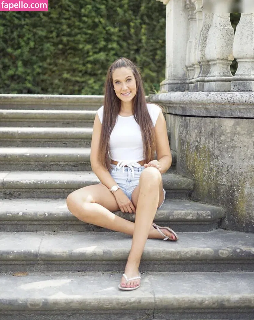 Natigrebe Onlyfans Photo Gallery 