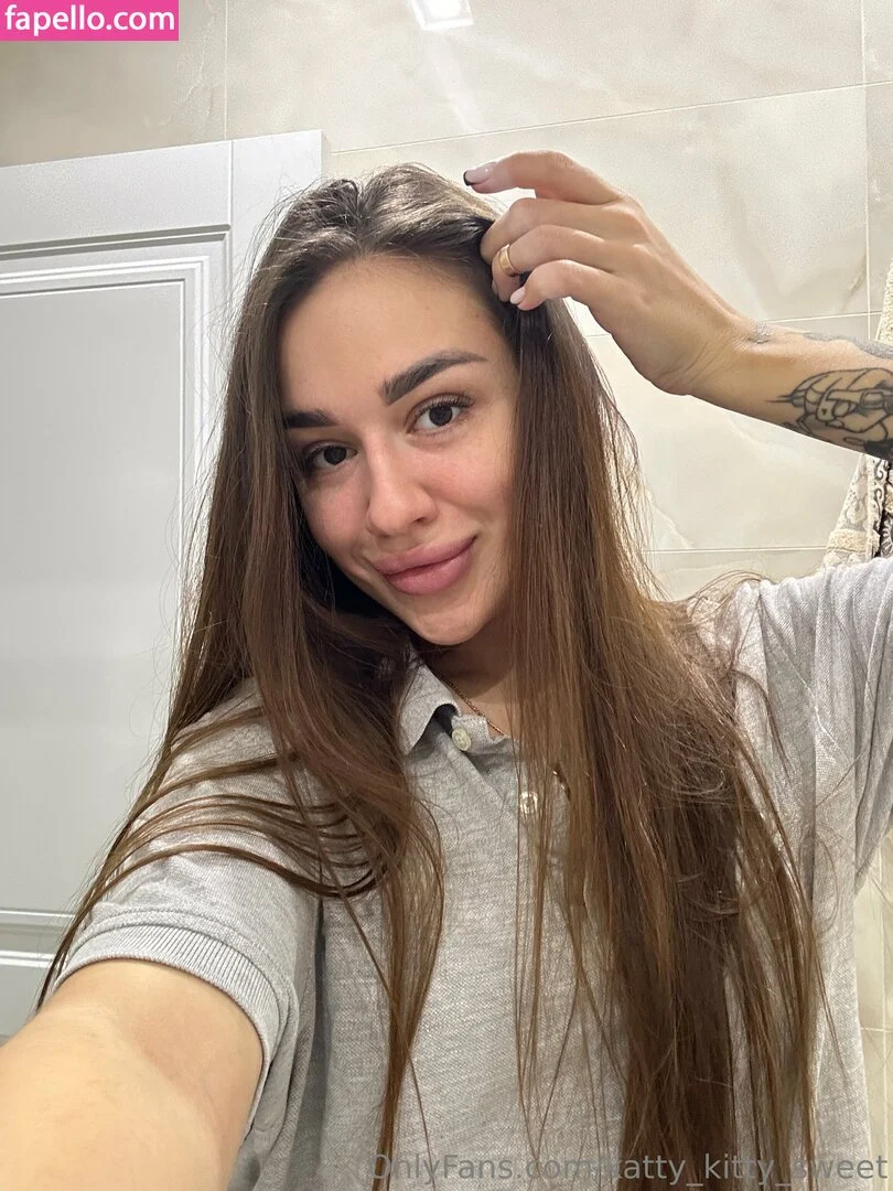 Kitty Katty Onlyfans Photo Gallery 