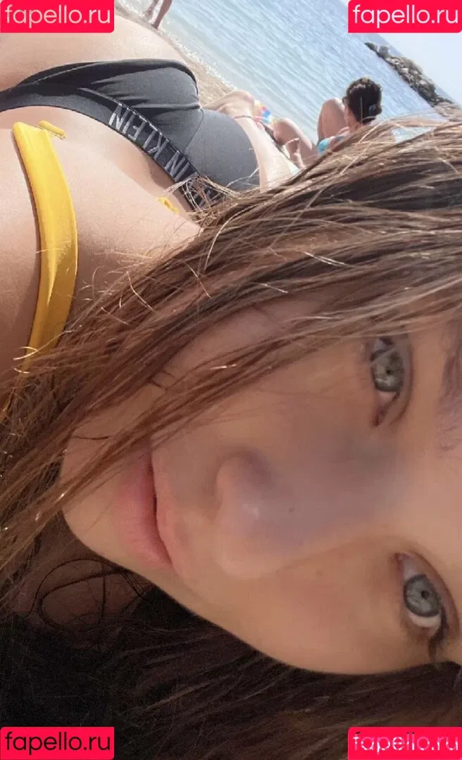 Lucy Lacht Onlyfans Photo Gallery 