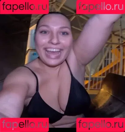 Lucy Lacht Onlyfans Photo Gallery 