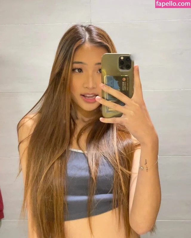 alisontsaii Onlyfans Photo Gallery 