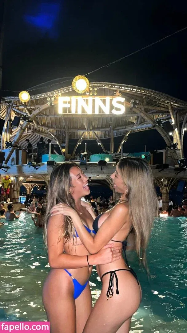 alisontsaii Onlyfans Photo Gallery 