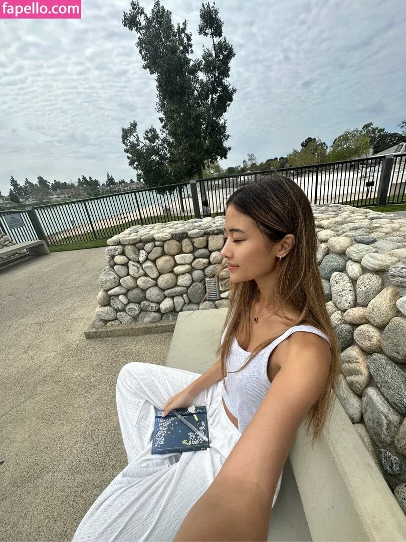 alisontsaii Onlyfans Photo Gallery 