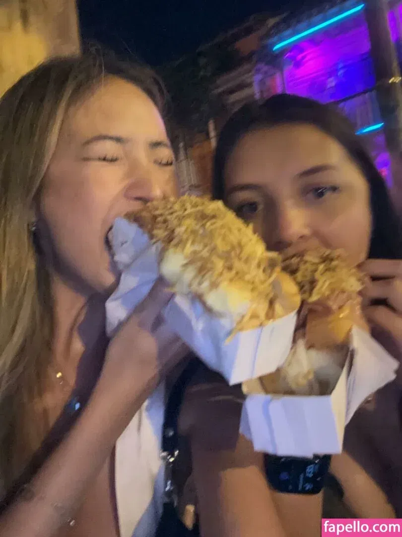 alisontsaii Onlyfans Photo Gallery 