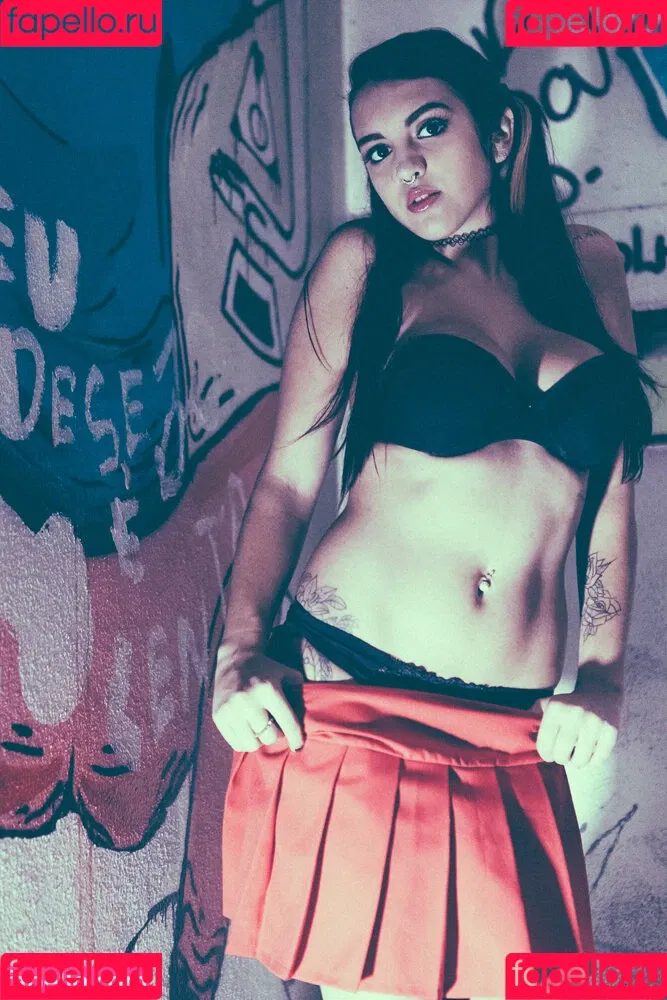 n4ubae Onlyfans Photo Gallery 