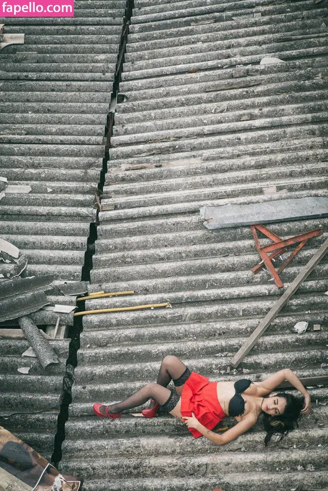 n4ubae Onlyfans Photo Gallery 