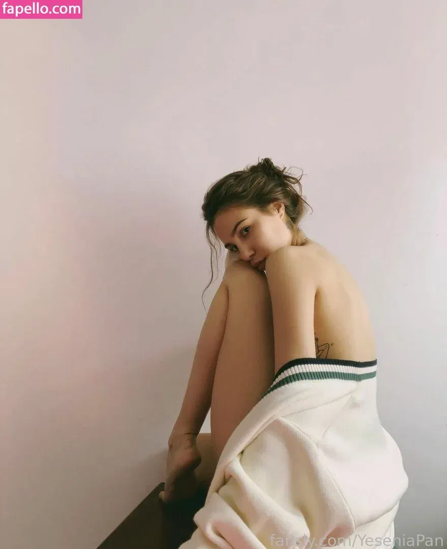 YeseniaPan Onlyfans Photo Gallery 