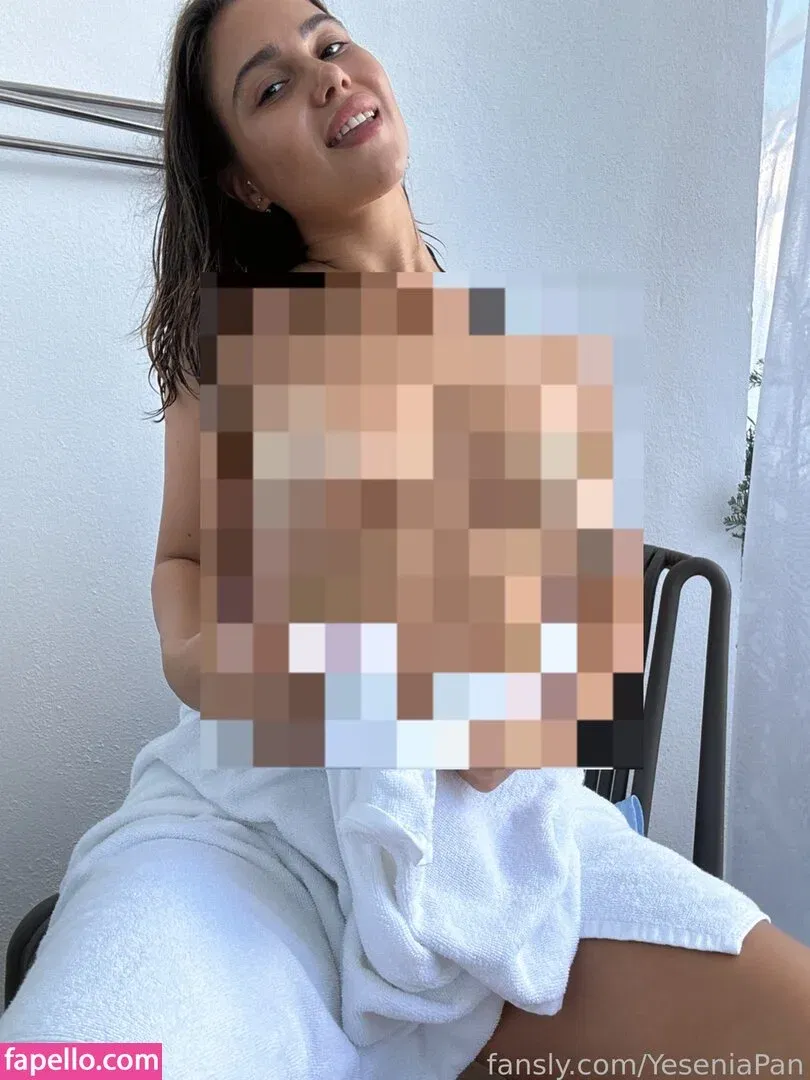 YeseniaPan Onlyfans Photo Gallery 