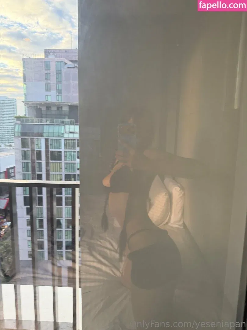 YeseniaPan Onlyfans Photo Gallery 