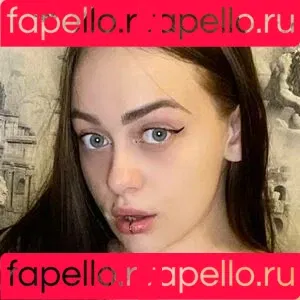Kira Clark Onlyfans Photo Gallery 