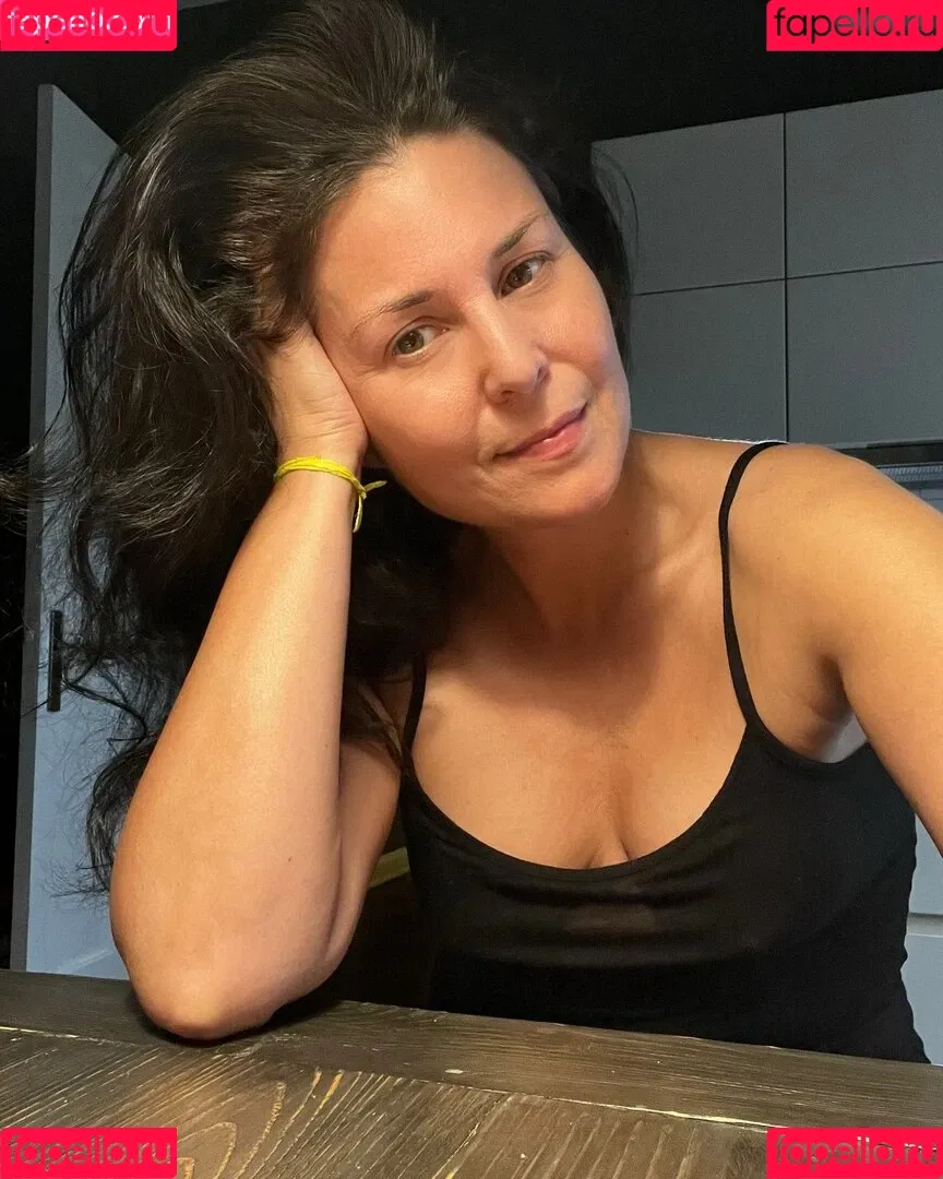 Vanessa Blumhagen Onlyfans Photo Gallery 