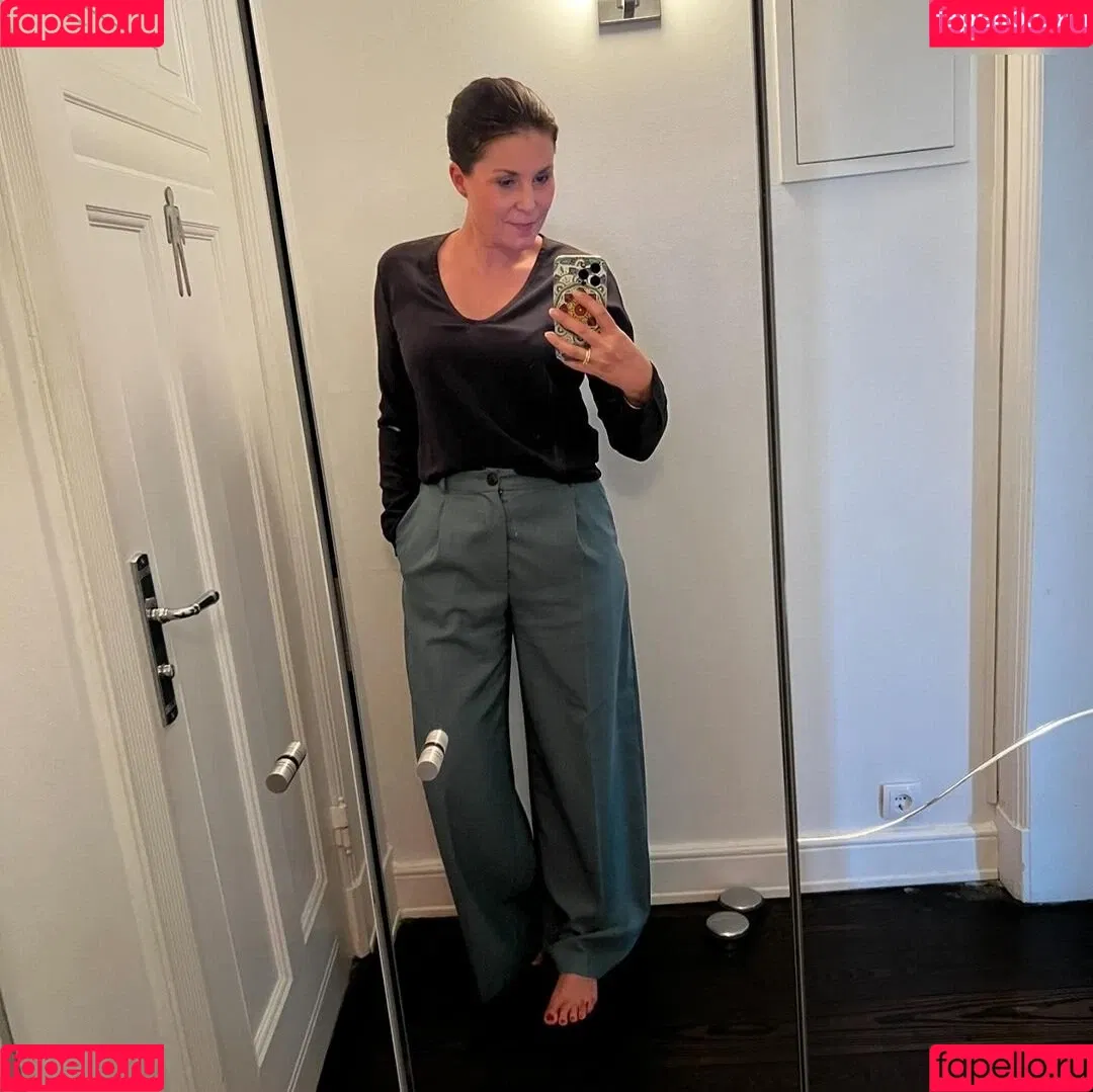 Vanessa Blumhagen Onlyfans Photo Gallery 