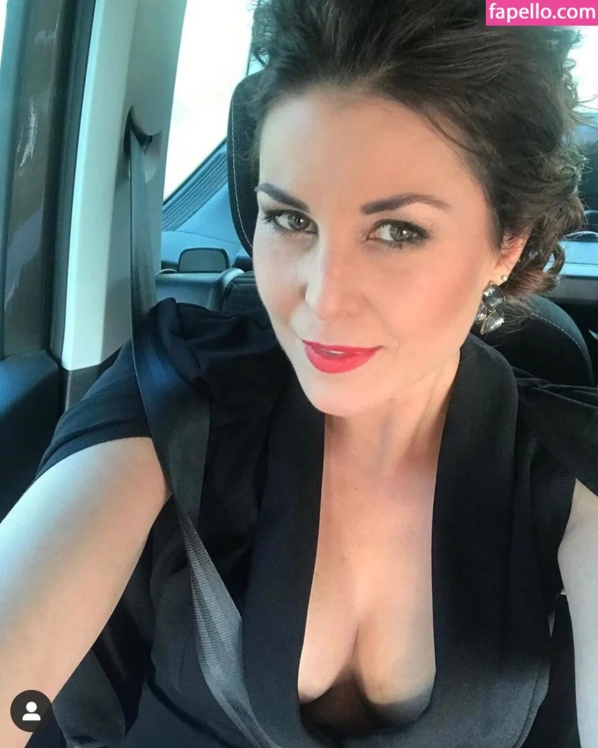 Vanessa Blumhagen Onlyfans Photo Gallery 