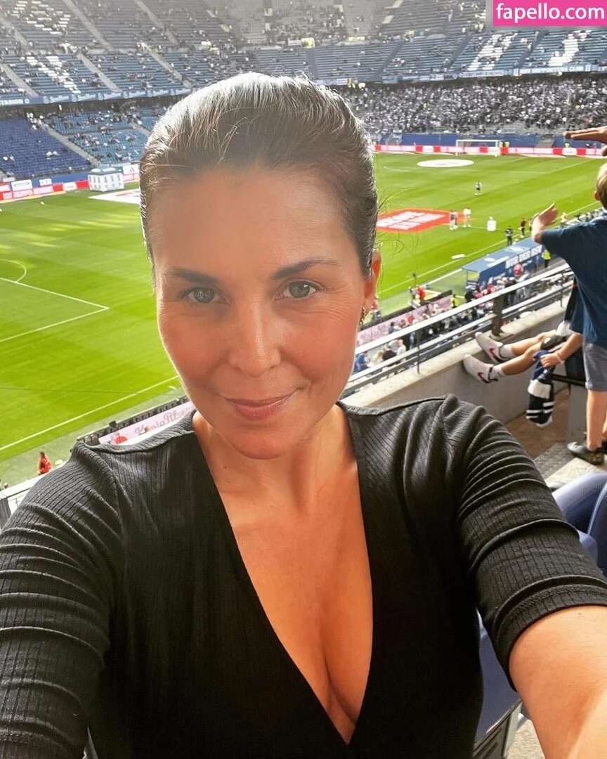 Vanessa Blumhagen Onlyfans Photo Gallery 