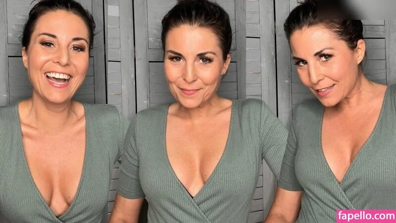 Vanessa Blumhagen Onlyfans Photo Gallery 