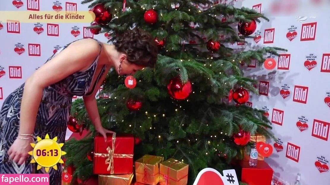 Vanessa Blumhagen Onlyfans Photo Gallery 