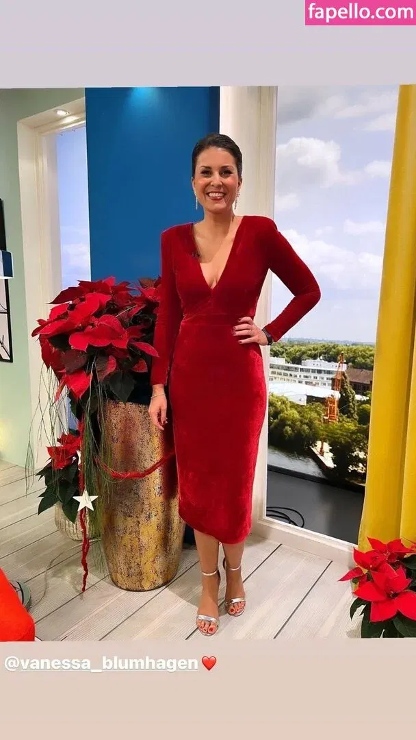 Vanessa Blumhagen Onlyfans Photo Gallery 