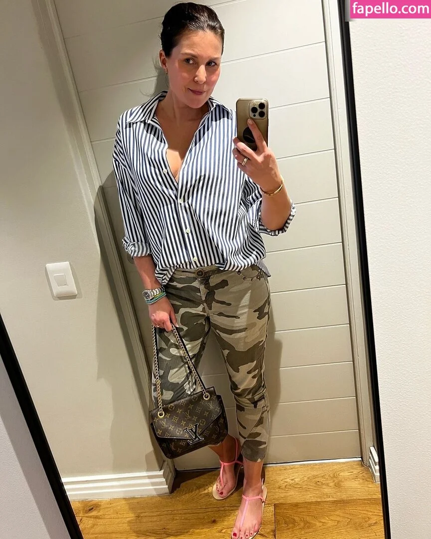 Vanessa Blumhagen Onlyfans Photo Gallery 