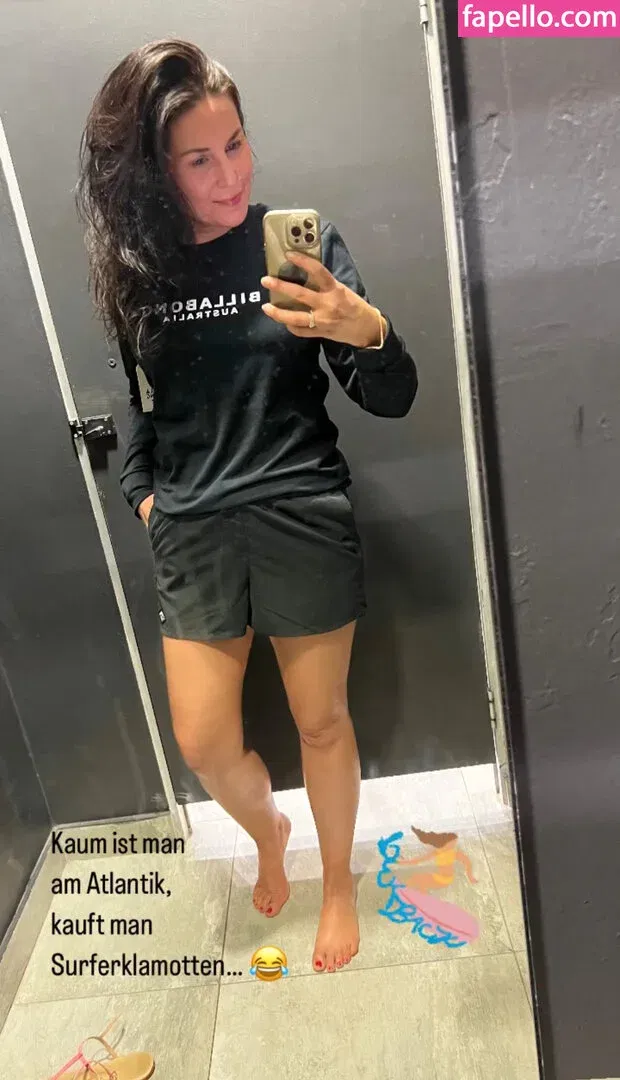 Vanessa Blumhagen Onlyfans Photo Gallery 