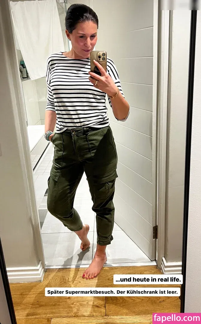 Vanessa Blumhagen Onlyfans Photo Gallery 