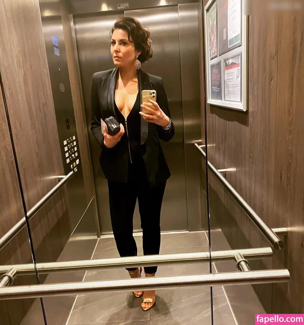 Vanessa Blumhagen Onlyfans Photo Gallery 