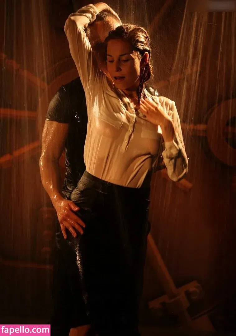 Vanessa Blumhagen Onlyfans Photo Gallery 