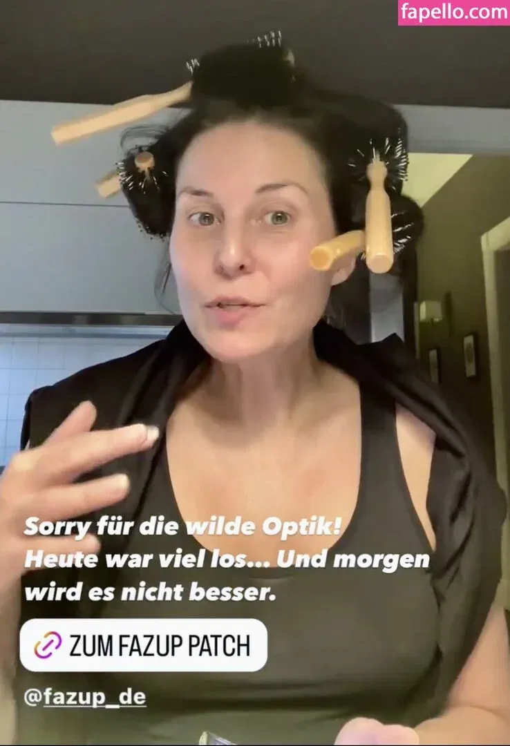 Vanessa Blumhagen Onlyfans Photo Gallery 