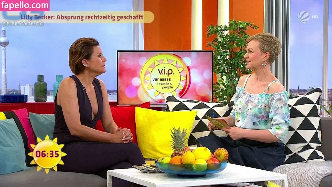 Vanessa Blumhagen Onlyfans Photo Gallery 